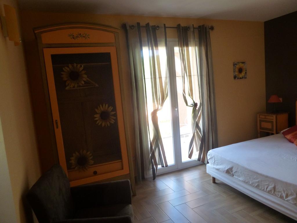 Domaine De Flo Adult A Partir De 16 Ans Bed & Breakfast Saint-Jean-de-la-Blaquiere Exterior foto