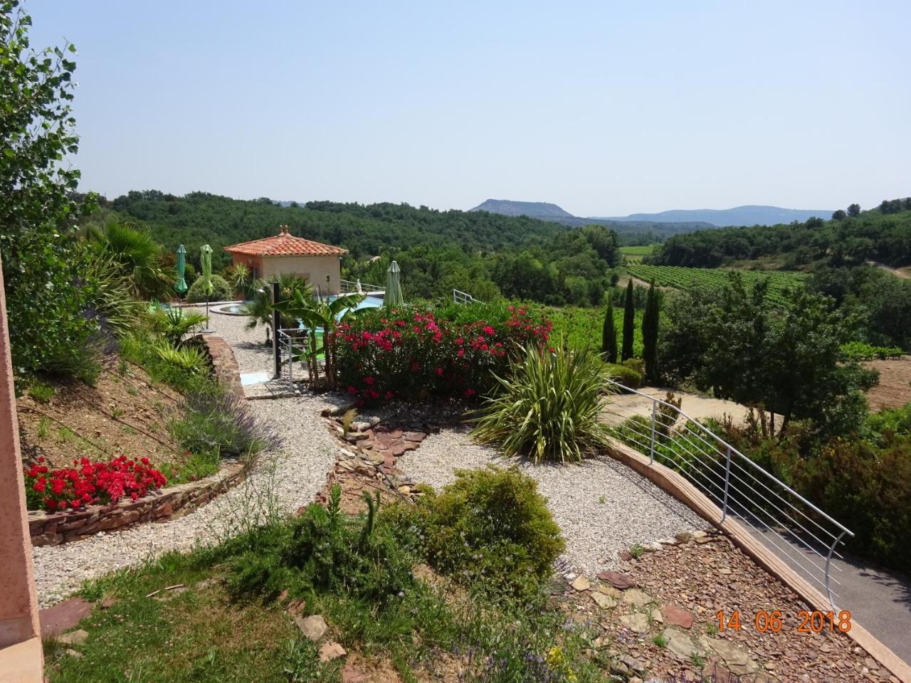 Domaine De Flo Bed & Breakfast Saint-Jean-de-la-Blaquiere Exterior foto